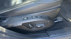 Volvo V40 D2 [122] R DESIGN Edition 5dr Diesel Hatchback